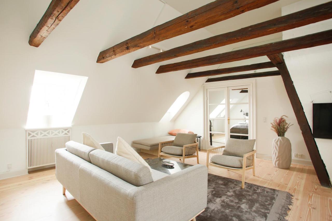 Modern 3Br Duplex Apartment In Nyhavn W Private Balcony โคเปนเฮเกน ภายนอก รูปภาพ