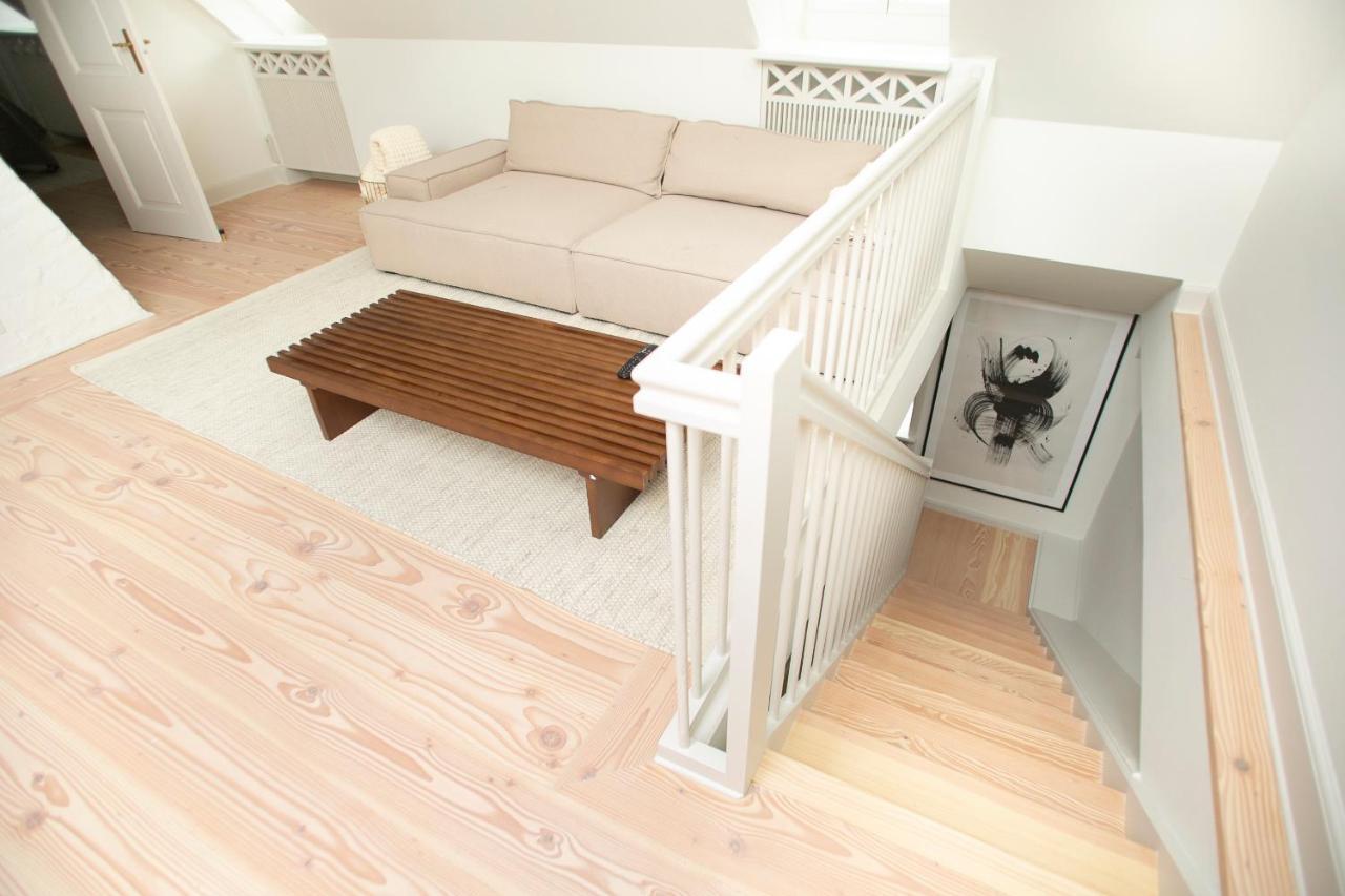 Modern 3Br Duplex Apartment In Nyhavn W Private Balcony โคเปนเฮเกน ภายนอก รูปภาพ