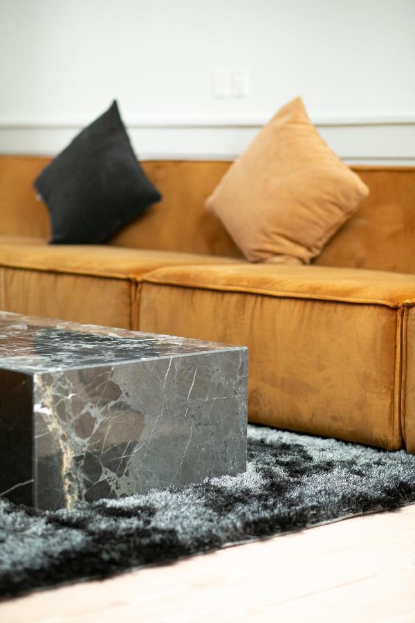 Modern 3Br Duplex Apartment In Nyhavn W Private Balcony โคเปนเฮเกน ภายนอก รูปภาพ