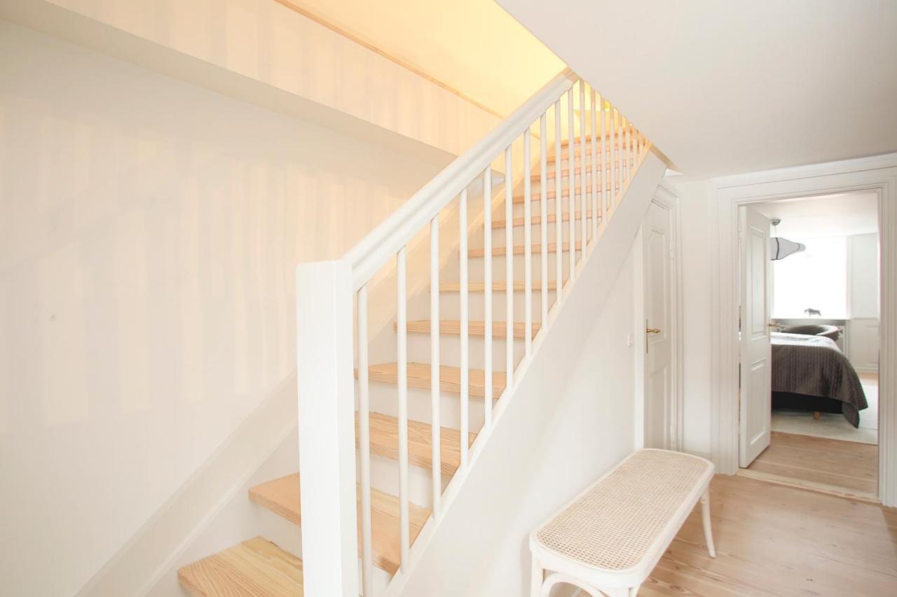Modern 3Br Duplex Apartment In Nyhavn W Private Balcony โคเปนเฮเกน ภายนอก รูปภาพ
