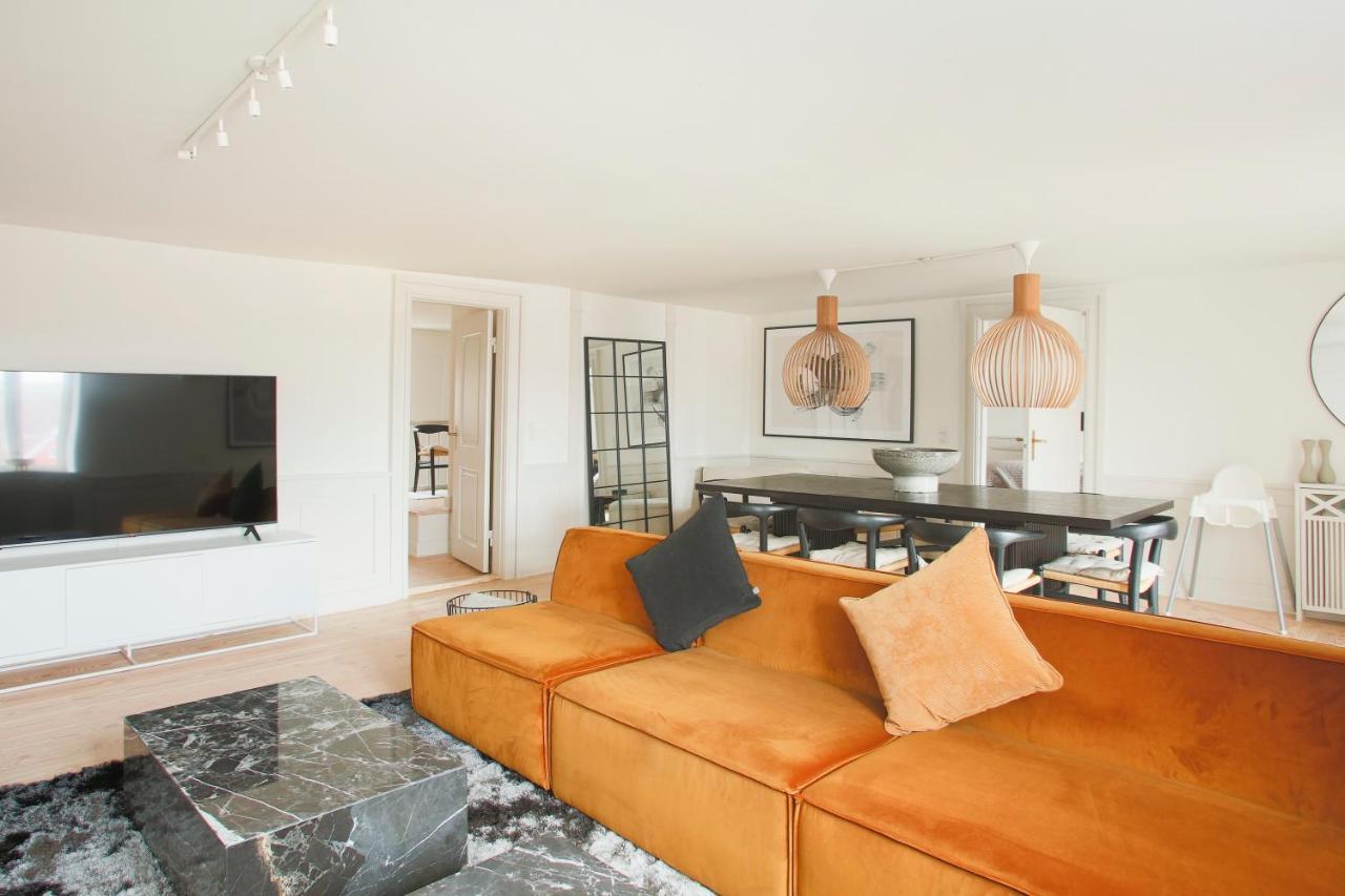 Modern 3Br Duplex Apartment In Nyhavn W Private Balcony โคเปนเฮเกน ภายนอก รูปภาพ