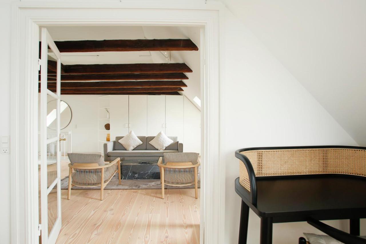 Modern 3Br Duplex Apartment In Nyhavn W Private Balcony โคเปนเฮเกน ภายนอก รูปภาพ
