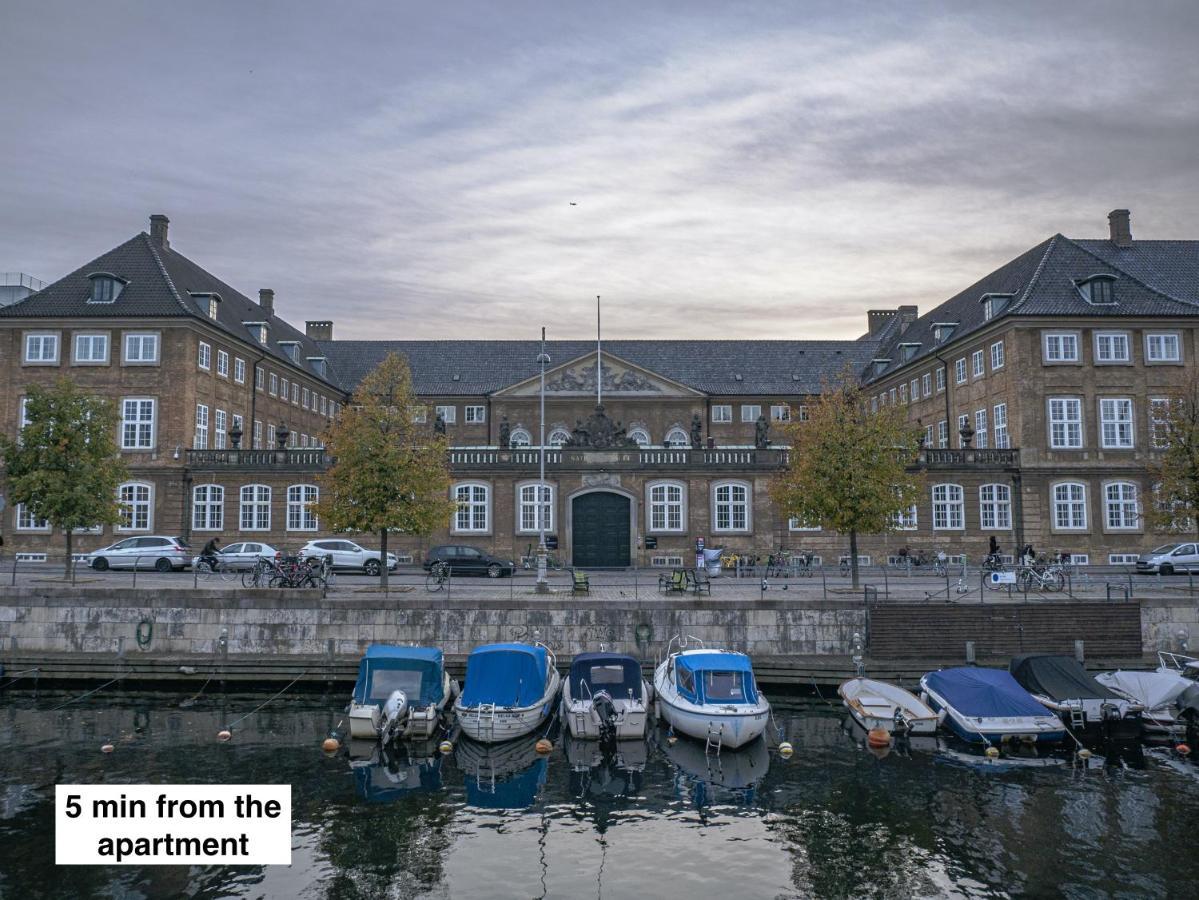 Modern 3Br Duplex Apartment In Nyhavn W Private Balcony โคเปนเฮเกน ภายนอก รูปภาพ