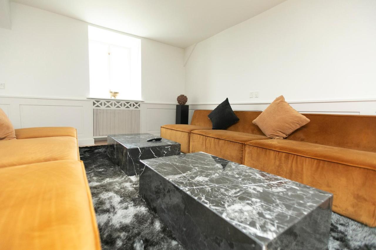 Modern 3Br Duplex Apartment In Nyhavn W Private Balcony โคเปนเฮเกน ภายนอก รูปภาพ