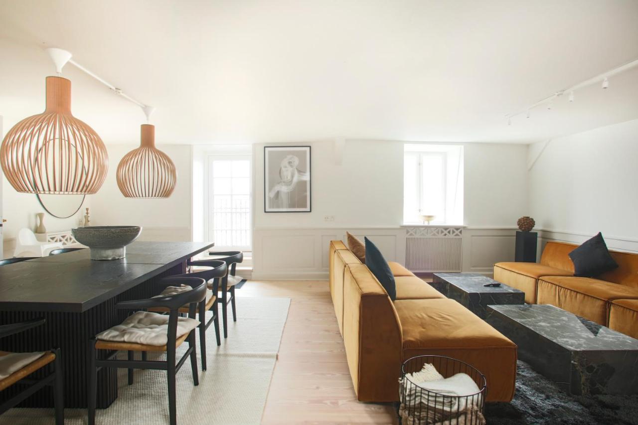 Modern 3Br Duplex Apartment In Nyhavn W Private Balcony โคเปนเฮเกน ภายนอก รูปภาพ